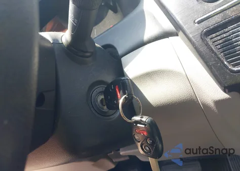 2013 Honda Civic Hybrid from USA, damaged, VIN 19XFB4F20DE001344